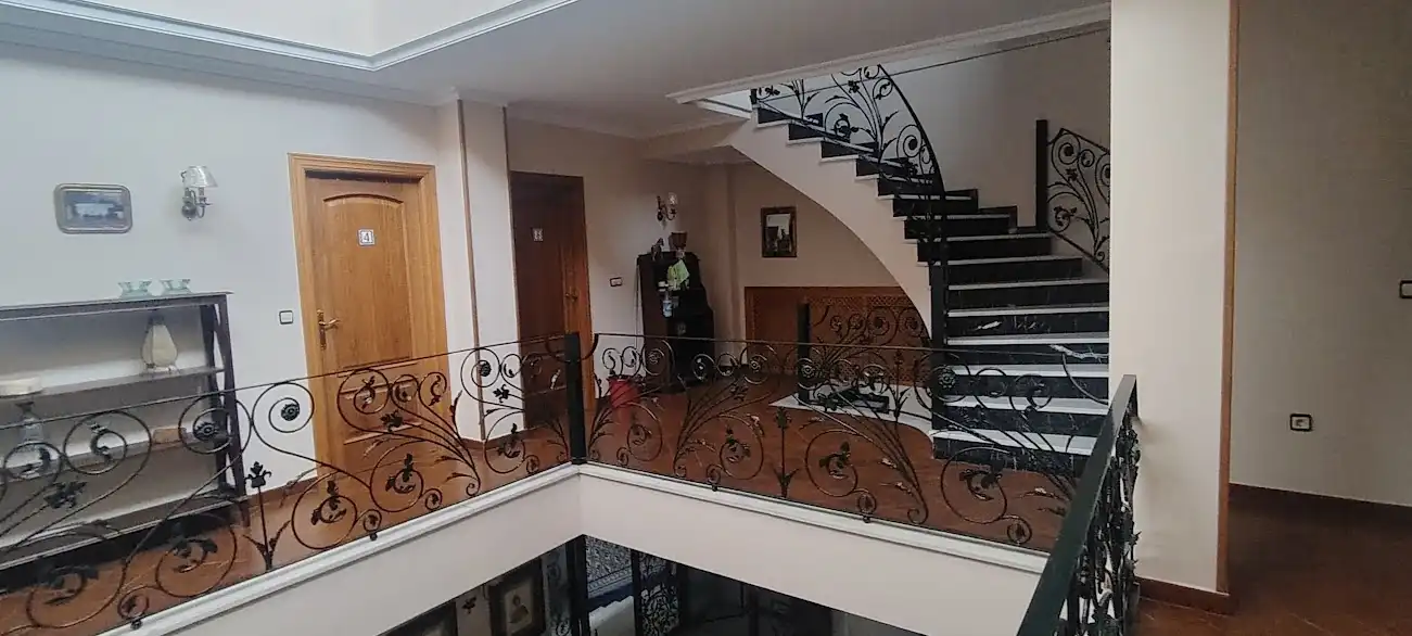 Casa o chalet de alquiler en Linares con Aire acondicionado, Terraza y Amueblado