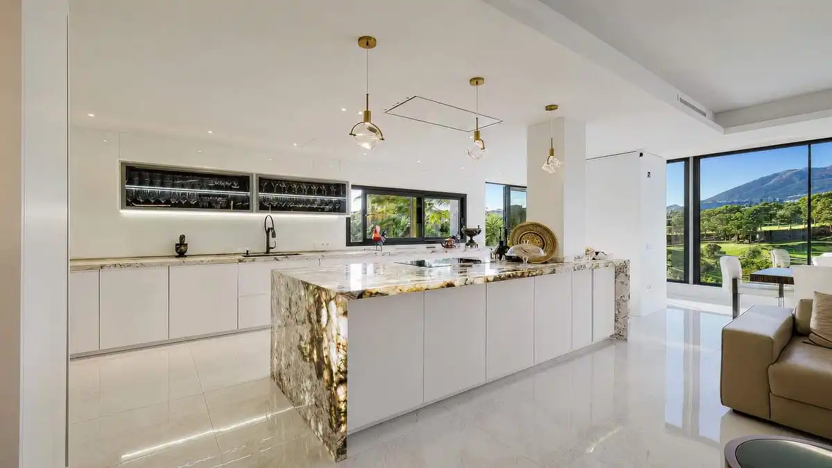 Casa amb terrassa en venda a Torrequebrada, imagen 3