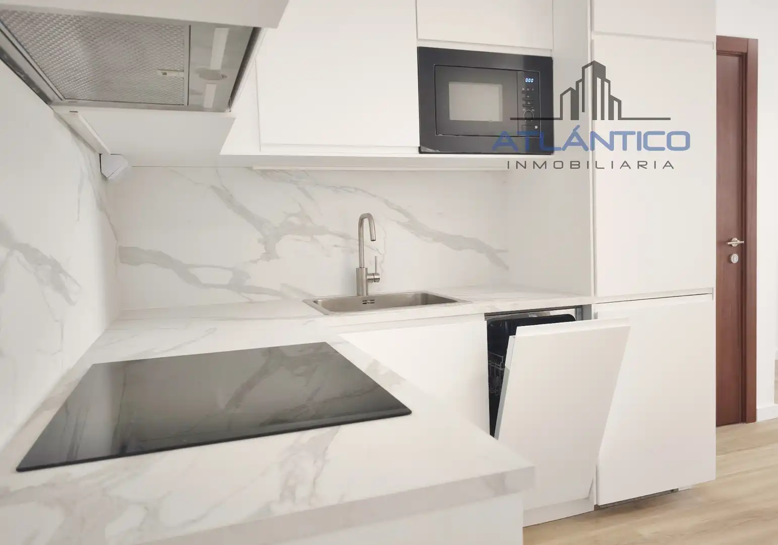Kitchen of Apartments for rent in A Coruña Capital   with Heating, Oven and Washing machine