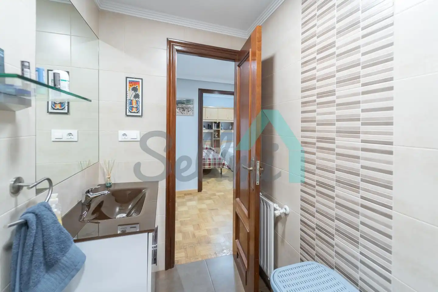 Piso en venta en Oviedo  con Calefacción, Parquet y Trastero