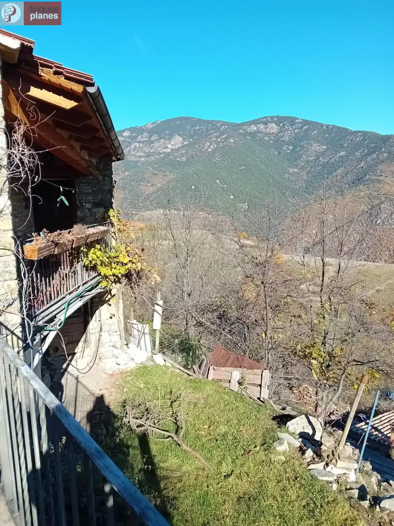 Jardí de Finca rústica en venda en El Pont de Bar amb Calefacció, Jardí privat i Terrassa
