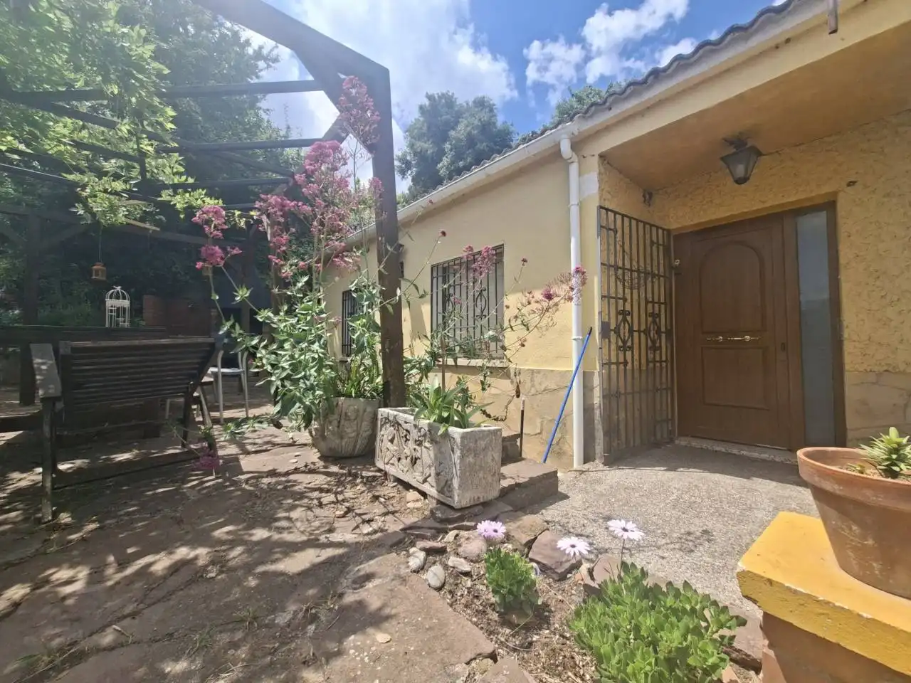 Vista exterior de Piso en venta en Sant Llorenç Savall con Jardín privado, Terraza y Trastero