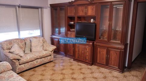Foto 4 de Piso de alquiler en Residencia, Logroño