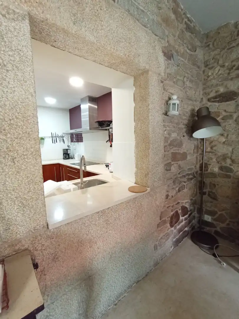 Cuina de Finca rústica en venda en Vimianzo amb Calefacció, Jardí privat i Terrassa
