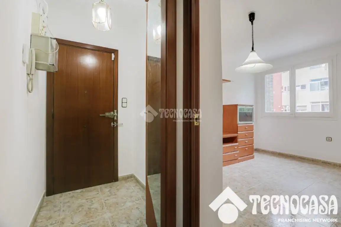 Piso en venta en Barcelona con Balcón