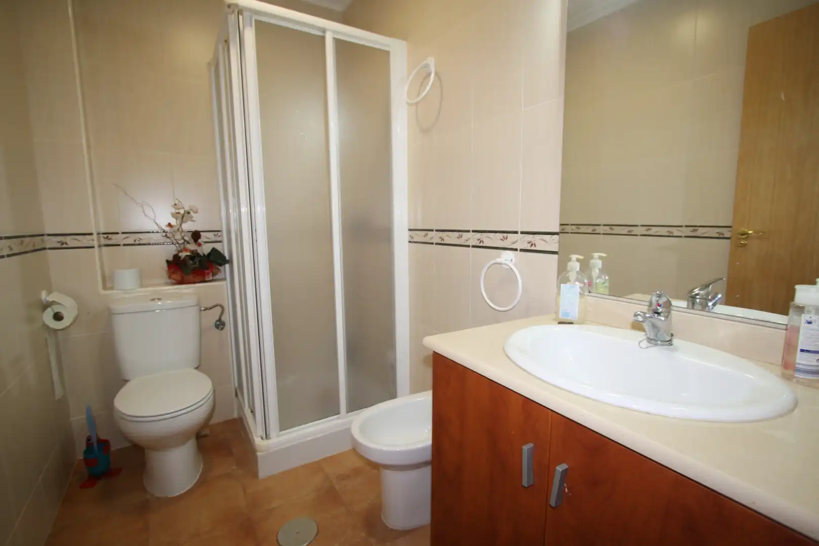 Baño de Casa o chalet en venta en Casas de Juan Núñez con Aire acondicionado, Terraza y Trastero