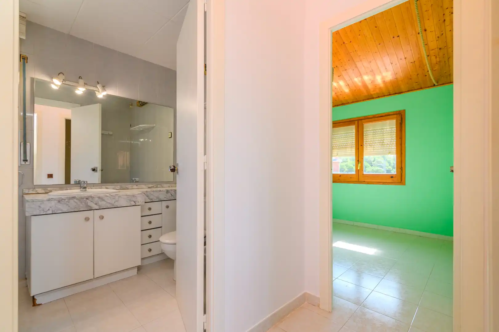 Baño de Casa o chalet de alquiler en Begues con Calefacción, Jardín privado y Terraza