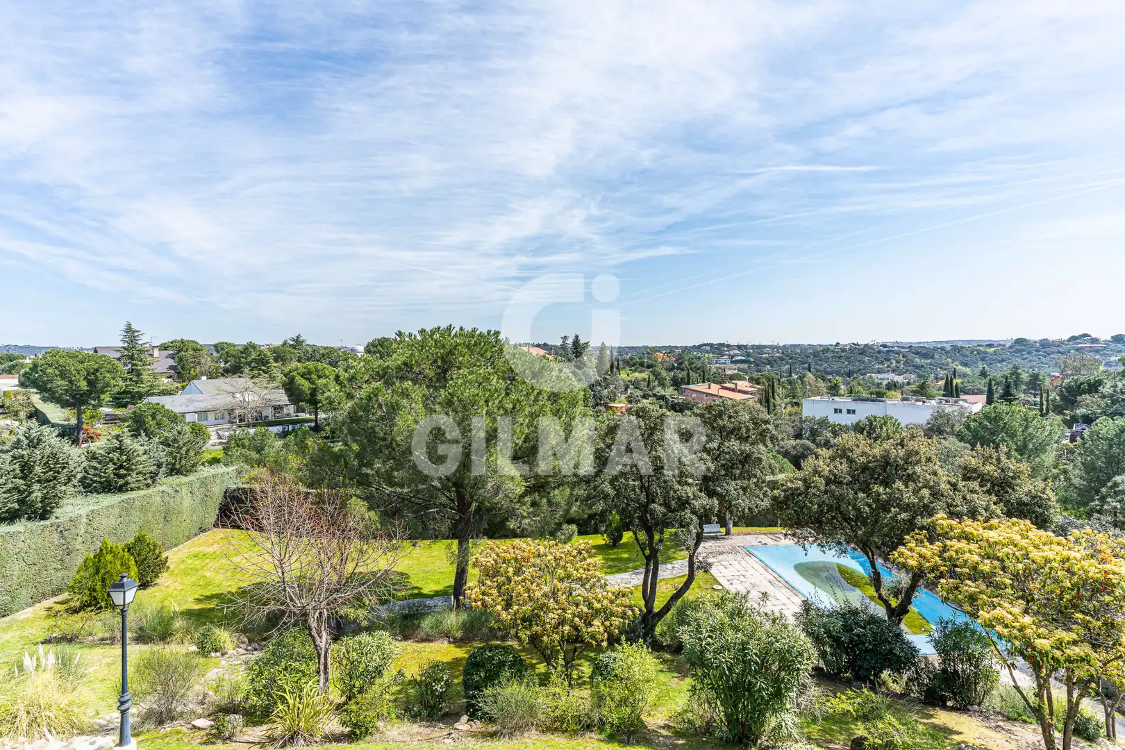 Jardí de Casa o xalet en venda en Las Rozas de Madrid amb Aire condicionat, Calefacció i Jardí privat