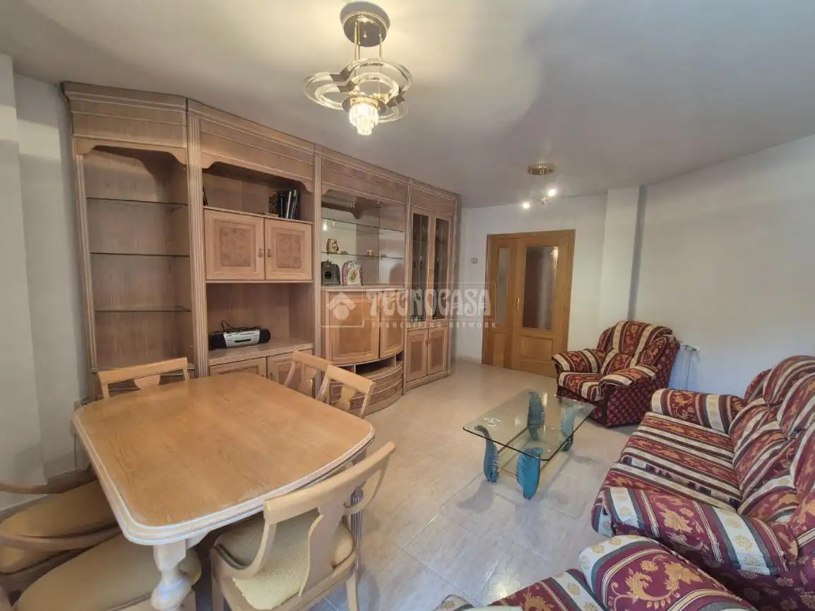 Sala de estar de Piso en venta en Sigüenza con Aire acondicionado, Calefacción y Balcón