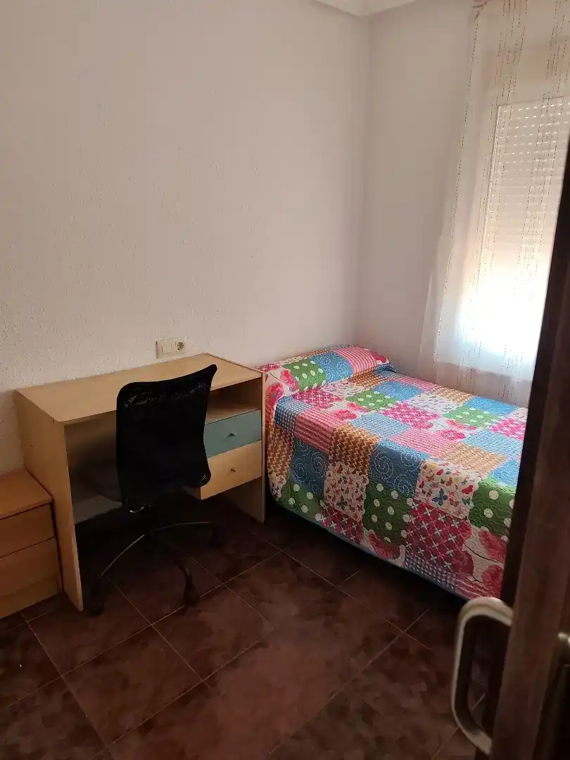 Schlafzimmer von Wohnung zur Miete in Hospital