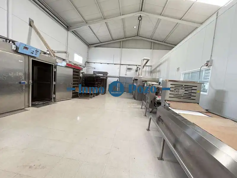 Nave industrial en venta en Almendralejo, imagen 17