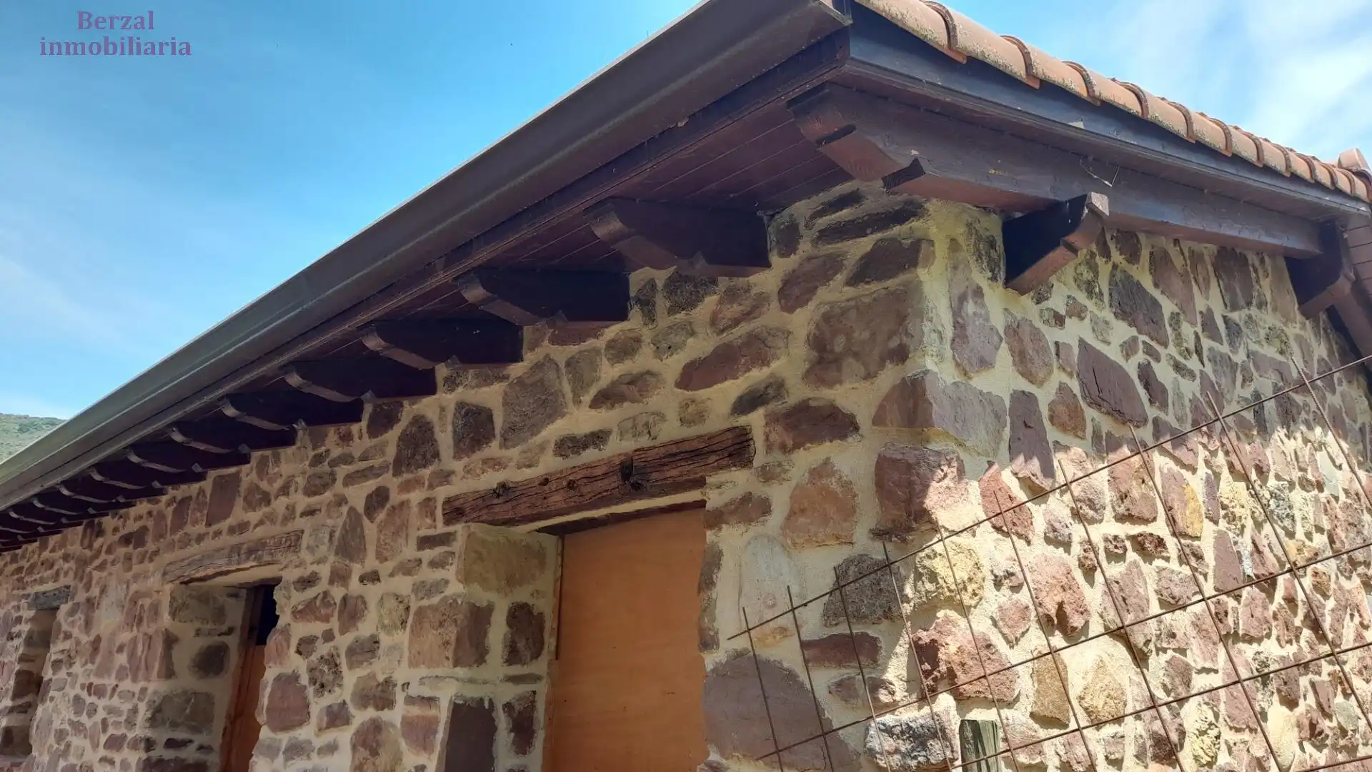Vista exterior de Casa o xalet en venda en Viniegra de Abajo