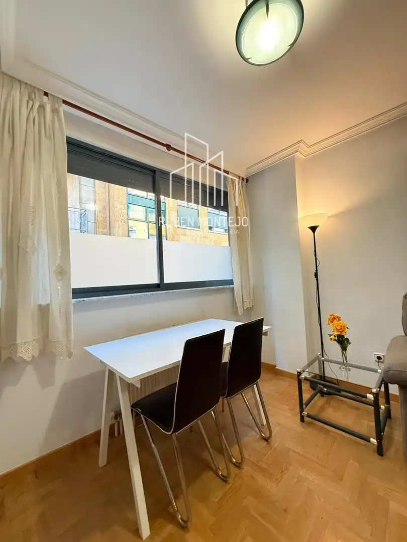 Vista exterior de Apartament de lloguer en Salamanca amb Calefacció, Terrassa i Moblat