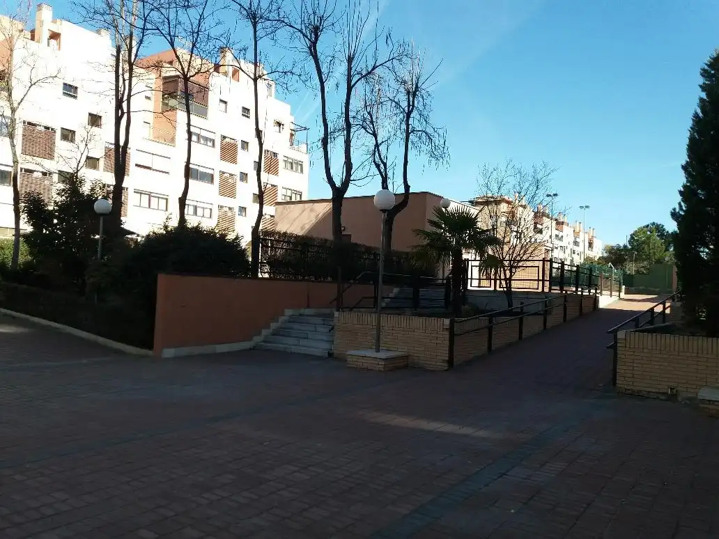 Flat for rent in Calle Fausto Elhuyar, La Garena