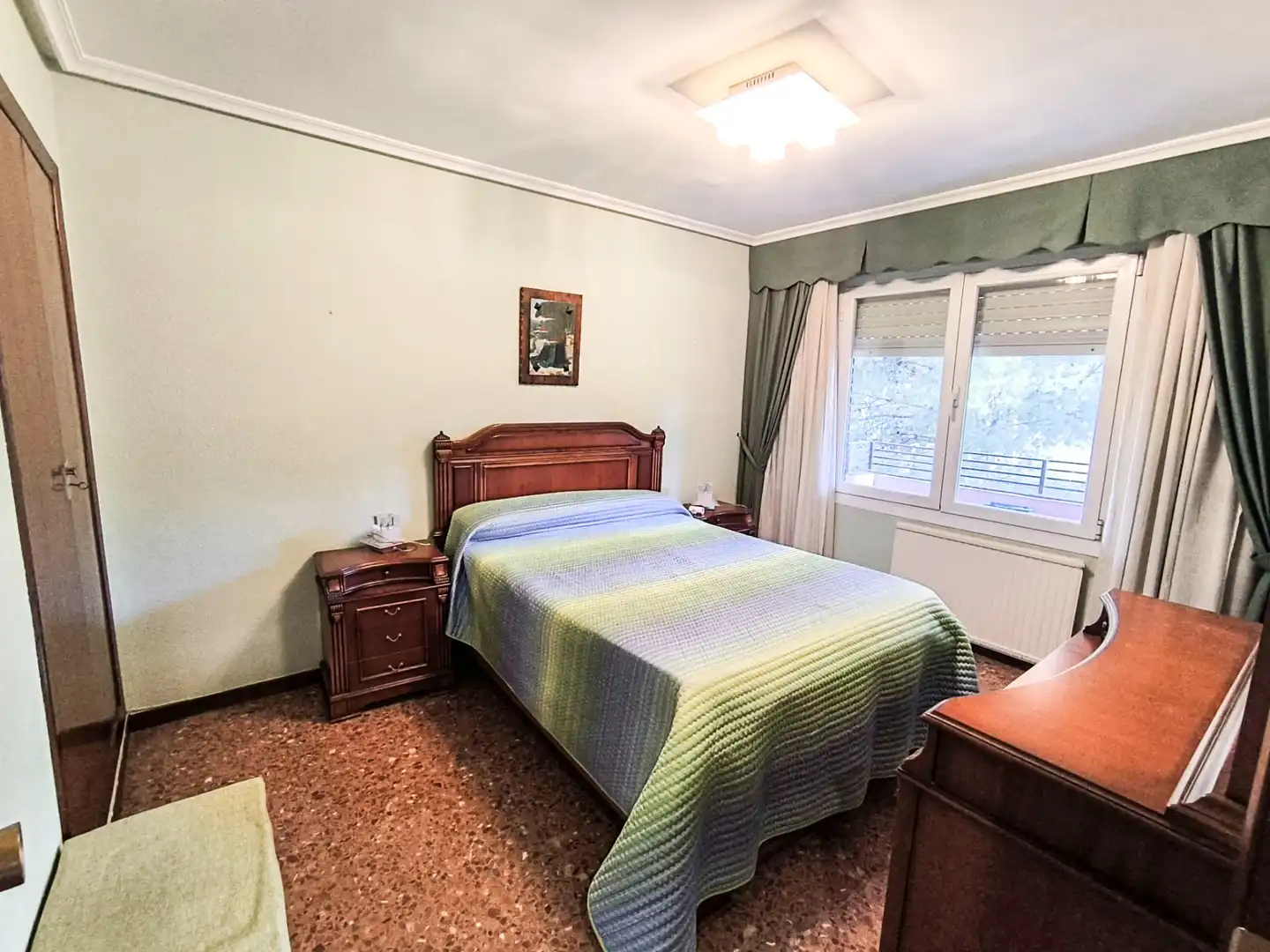 Bedroom of Flat for sale in Zaragoza  with Air Conditioner, Heating and Terrace