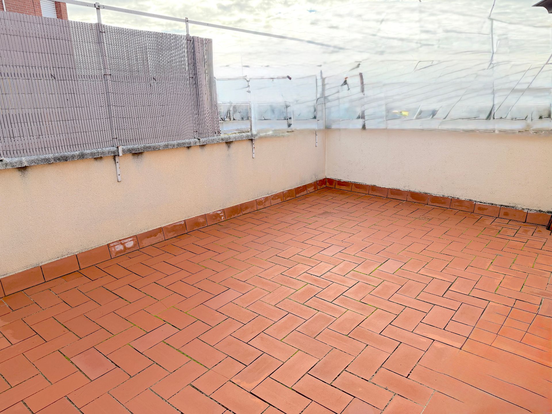 Terrace of Flat for sale in Rubí  with Air Conditioner, Heating and Terrace