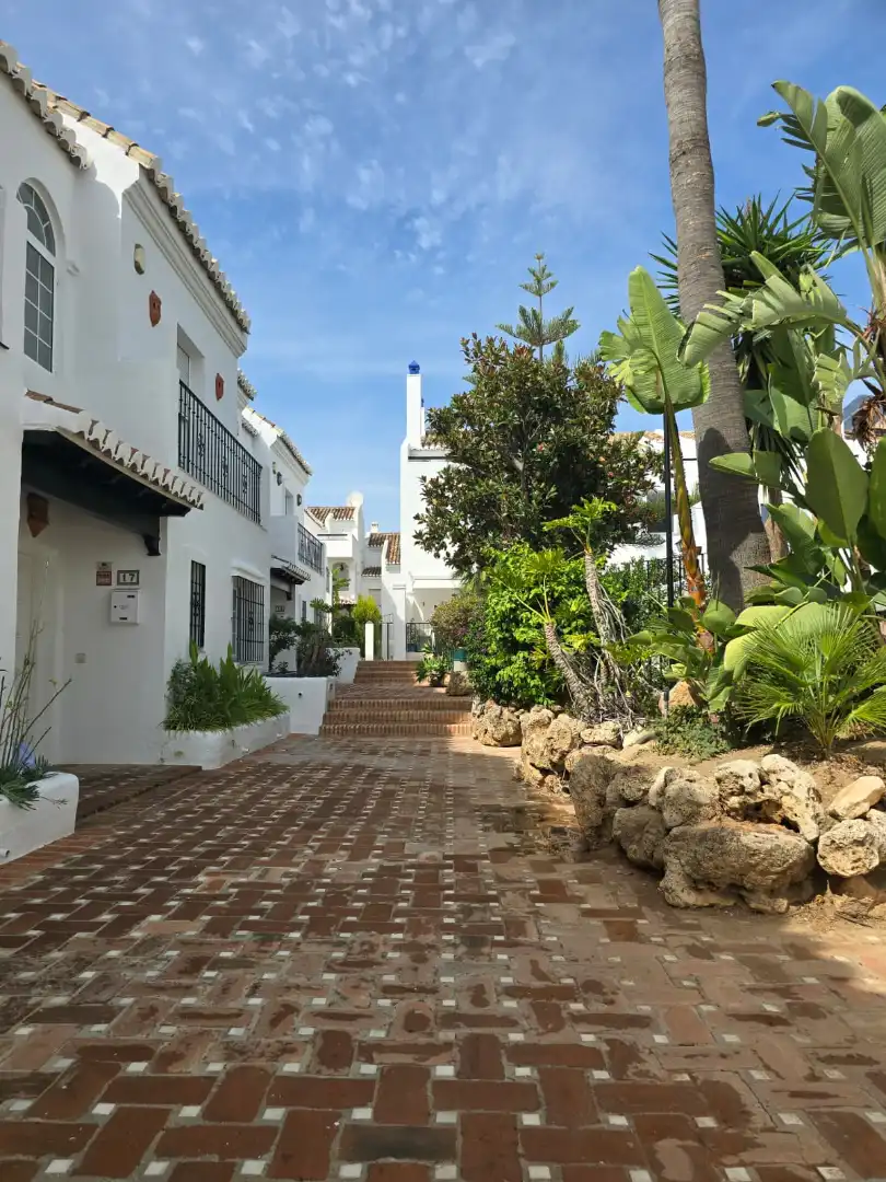 Adossat en venda a Calle Cecilia Böhl de Faber, imagen 5