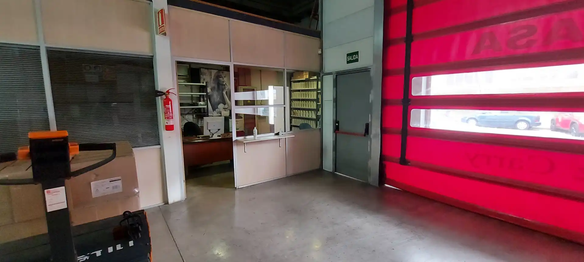 Nave industrial en venta en Sabadell