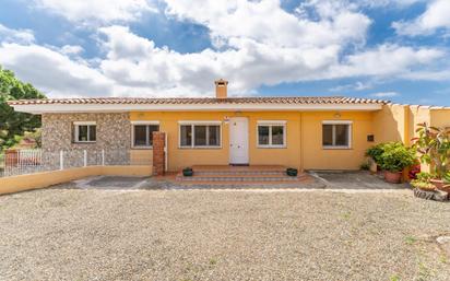 Exterior view of House or chalet for sale in Vinyols i els Arcs  with Air Conditioner, Storage room and Balcony