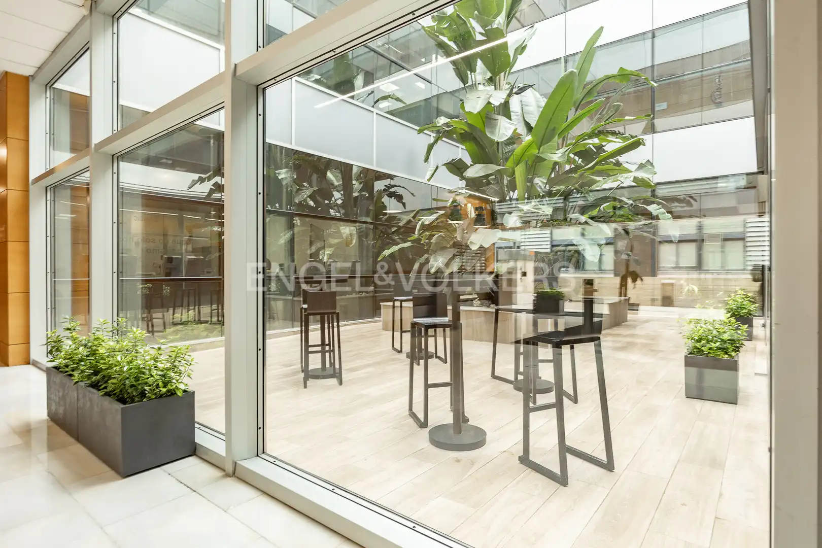 Terraza de Oficina de alquiler en Sant Cugat del Vallès