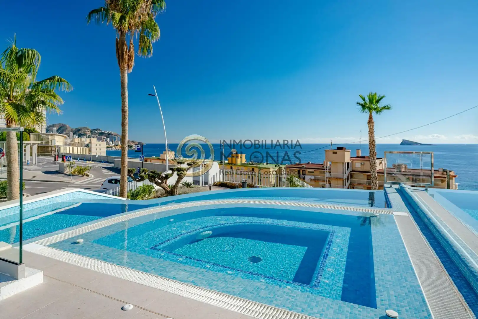 Piscina de Apartament en venda en Benidorm amb Aire condicionat, Terrassa i Traster