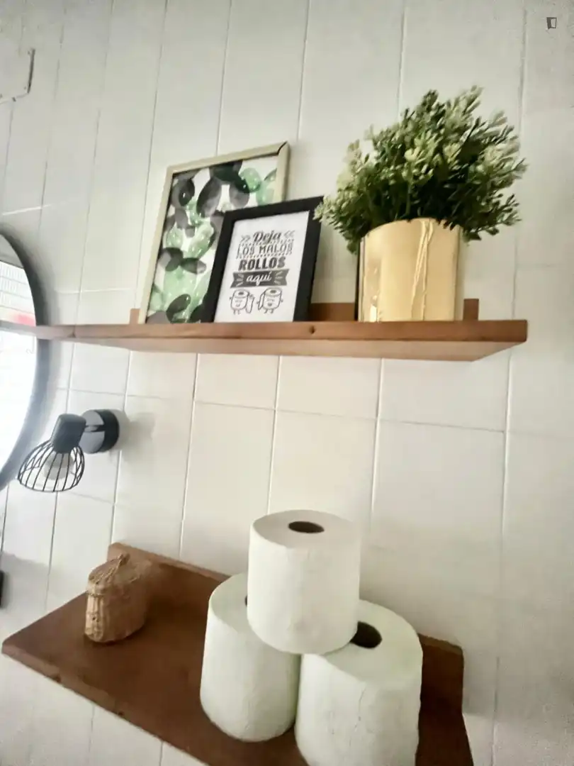 Baño de Casa o chalet para compartir en Santiponce con Amueblado, Horno y Lavadora