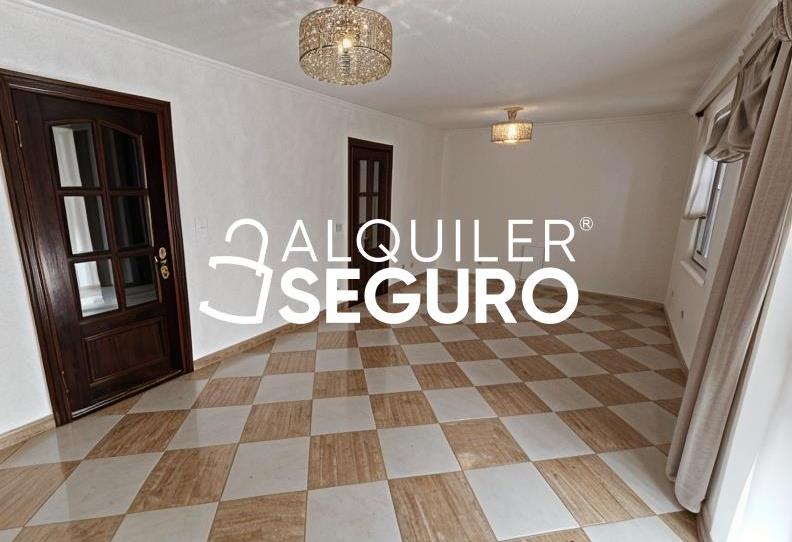 Photo 1 of Flat to rent in Ciudad de Carcagente, Parque Alcosa, Sevilla