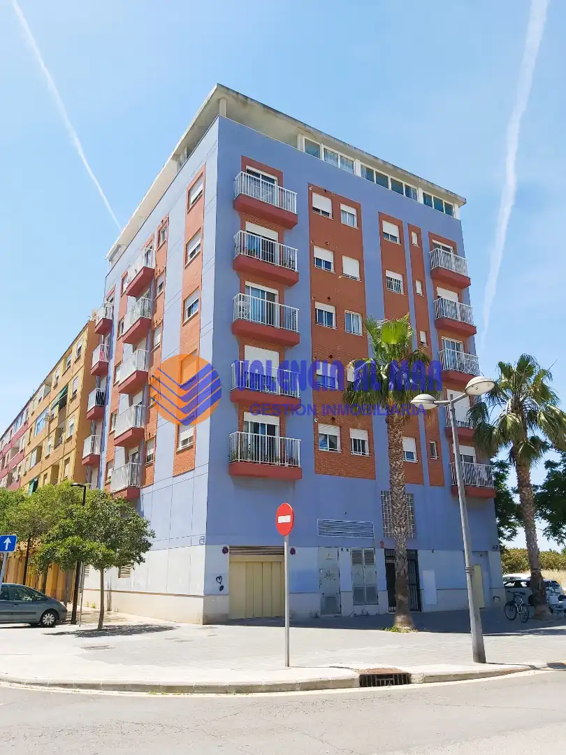 Außenansicht von Dachboden zum Verkauf in Valencia mit Klimaanlage, Heizung und Parkett