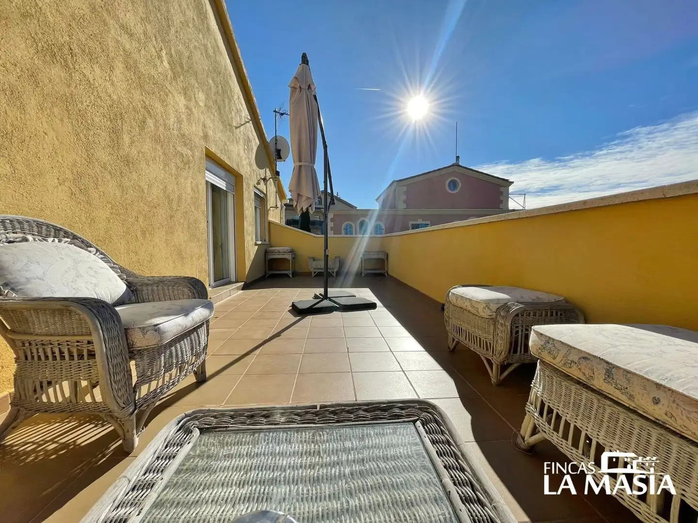 Terrassa de Casa o xalet en venda en Olivella amb Calefacció, Jardí privat i Terrassa