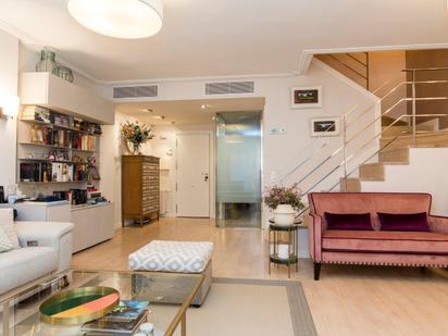 Living room of Single-family semi-detached for sale in  Zaragoza Capital  with Air Conditioner and Terrace