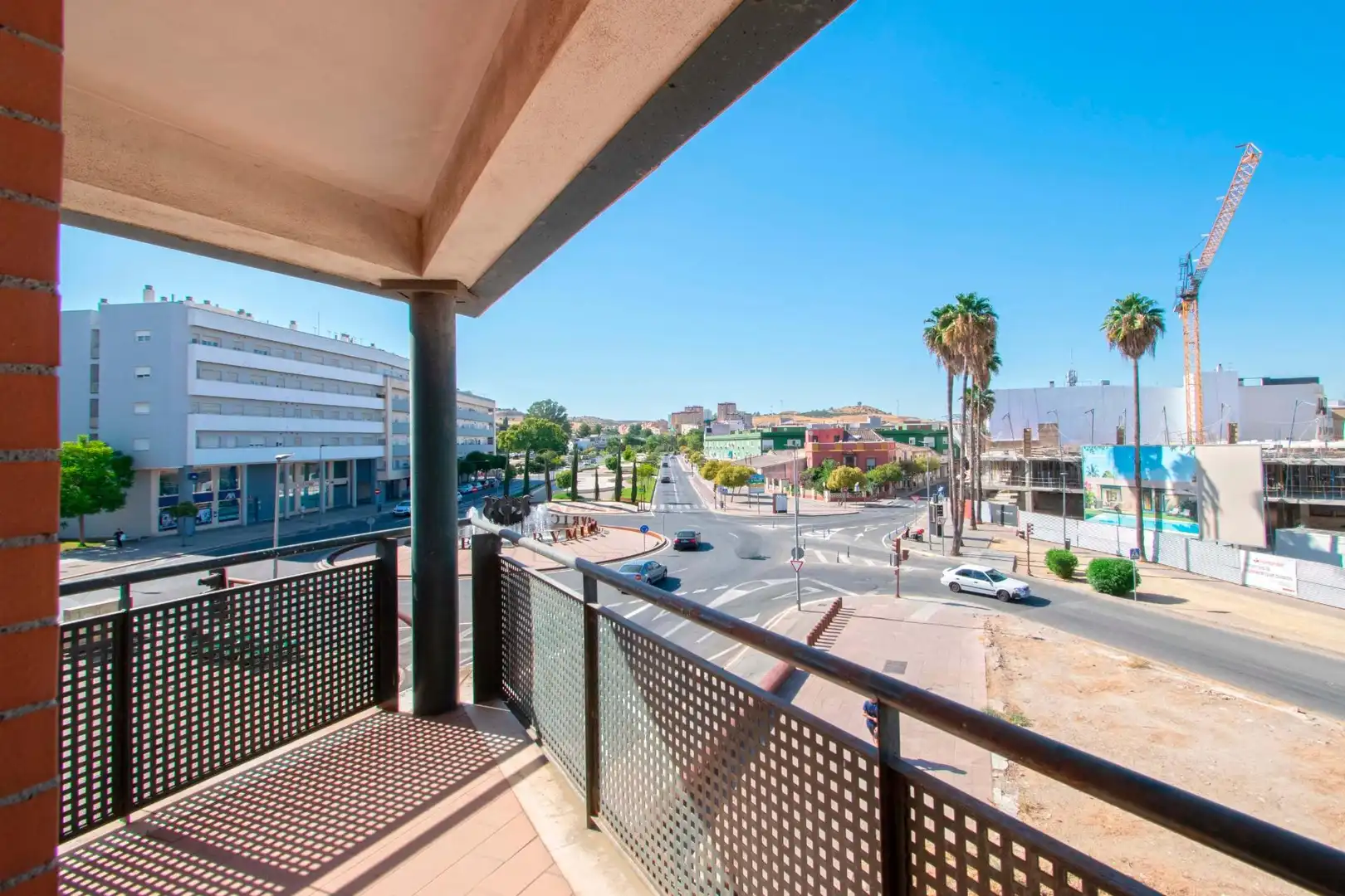 Exterior view of Flat for sale in Camas  with Air Conditioner, Heating and Terrace