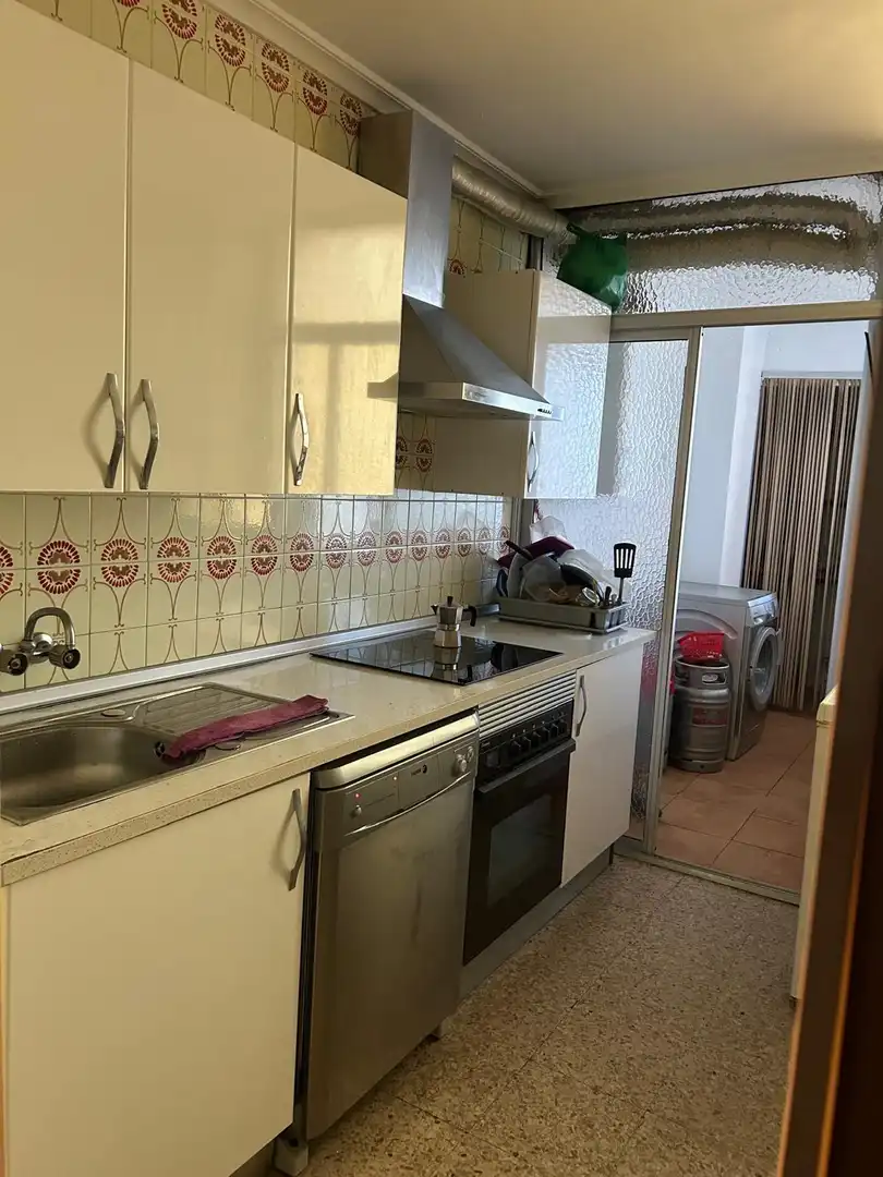 Kitchen of Flat for rent in Sevilla  with Air Conditioner and Furnished