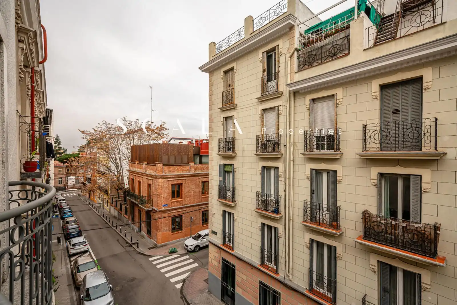 Außenansicht von Maisonette zur Miete in Madrid mit Klimaanlage, Heizung und Terrasse