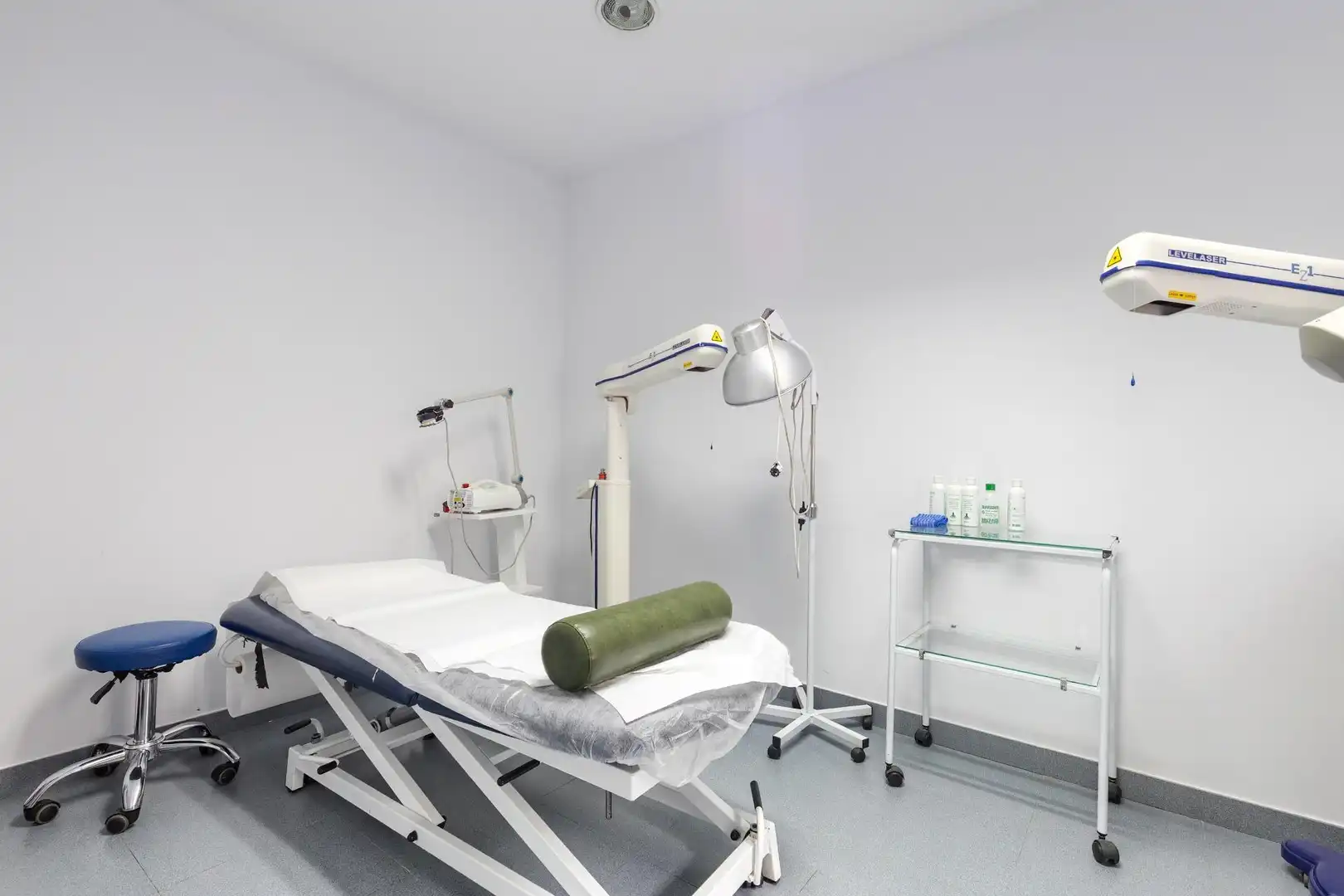 Schlafzimmer von Geschaftsraum zur Miete in Madrid