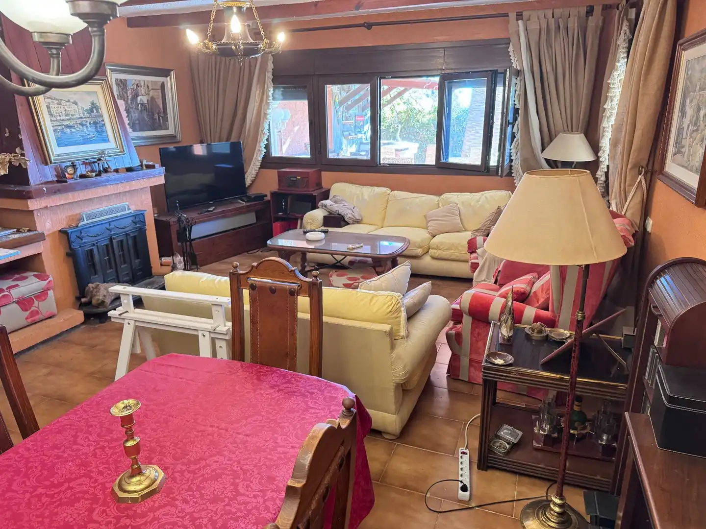 Living room of Houses for sale in Roquetas de Mar  with Air Conditioner, Storage room and Swimming Pool