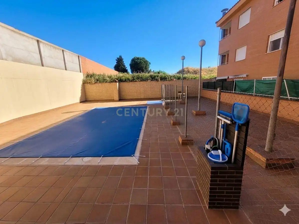 Swimming pool of Apartments for sale in Camarena