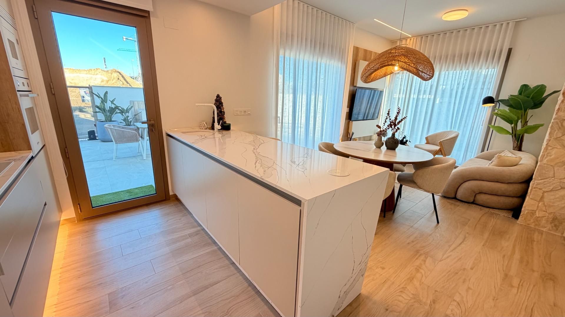 Cuina de Planta baixa en venda en Rojales amb Jardí privat, Terrassa i Piscina comunitària