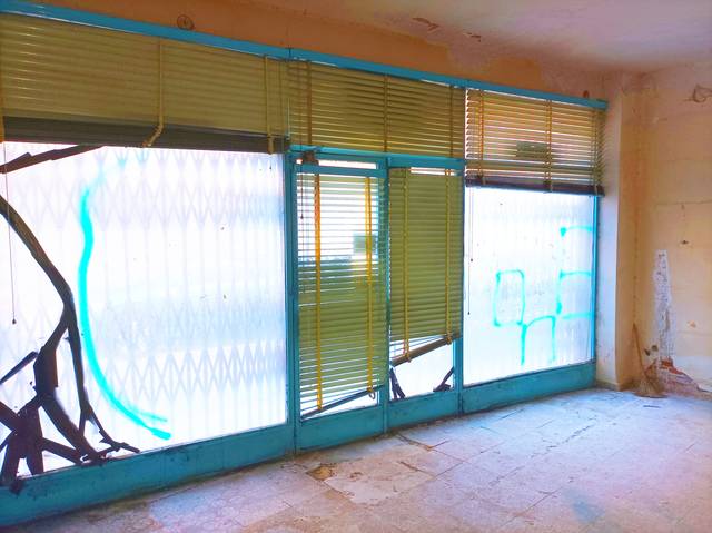 Local comercial en Venta en Calle Capellanes en Centro