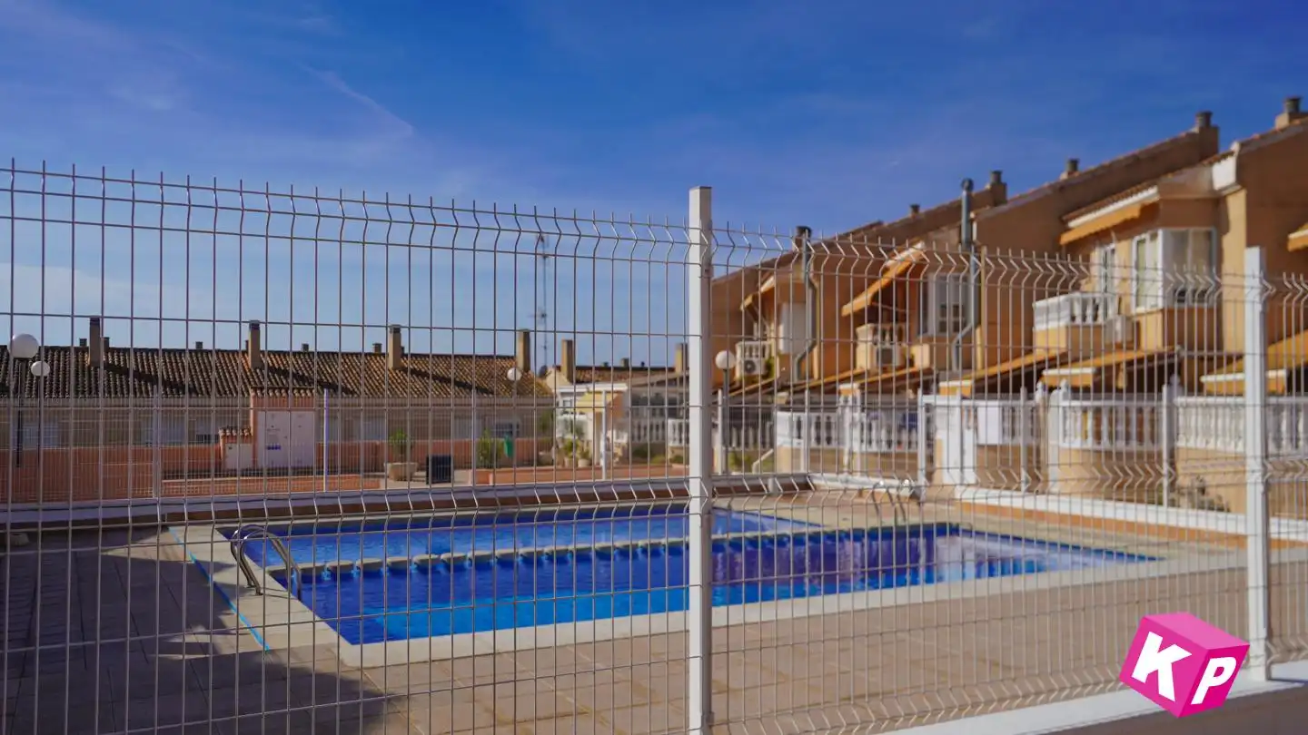 Bungalow con piscina en venta en Calle Logroño, imagen 44