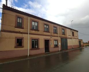Vista exterior de Finca rústica en venda en Pobladura de Pelayo García