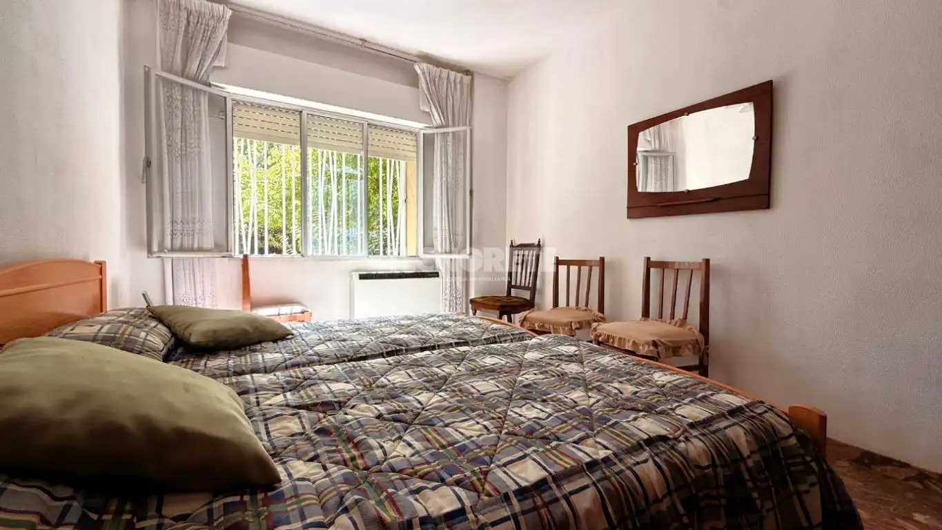 Habitación de Piso en venta en Guadalajara con Calefacción y Balcón