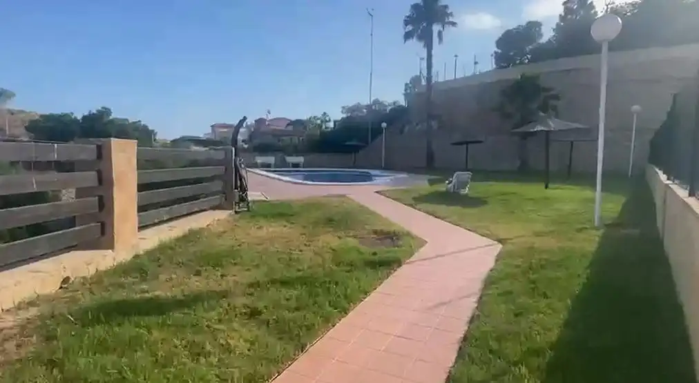 Xalet amb terrassa de lloguer a Pueblo Español - Coveta Fumá, imagen 5