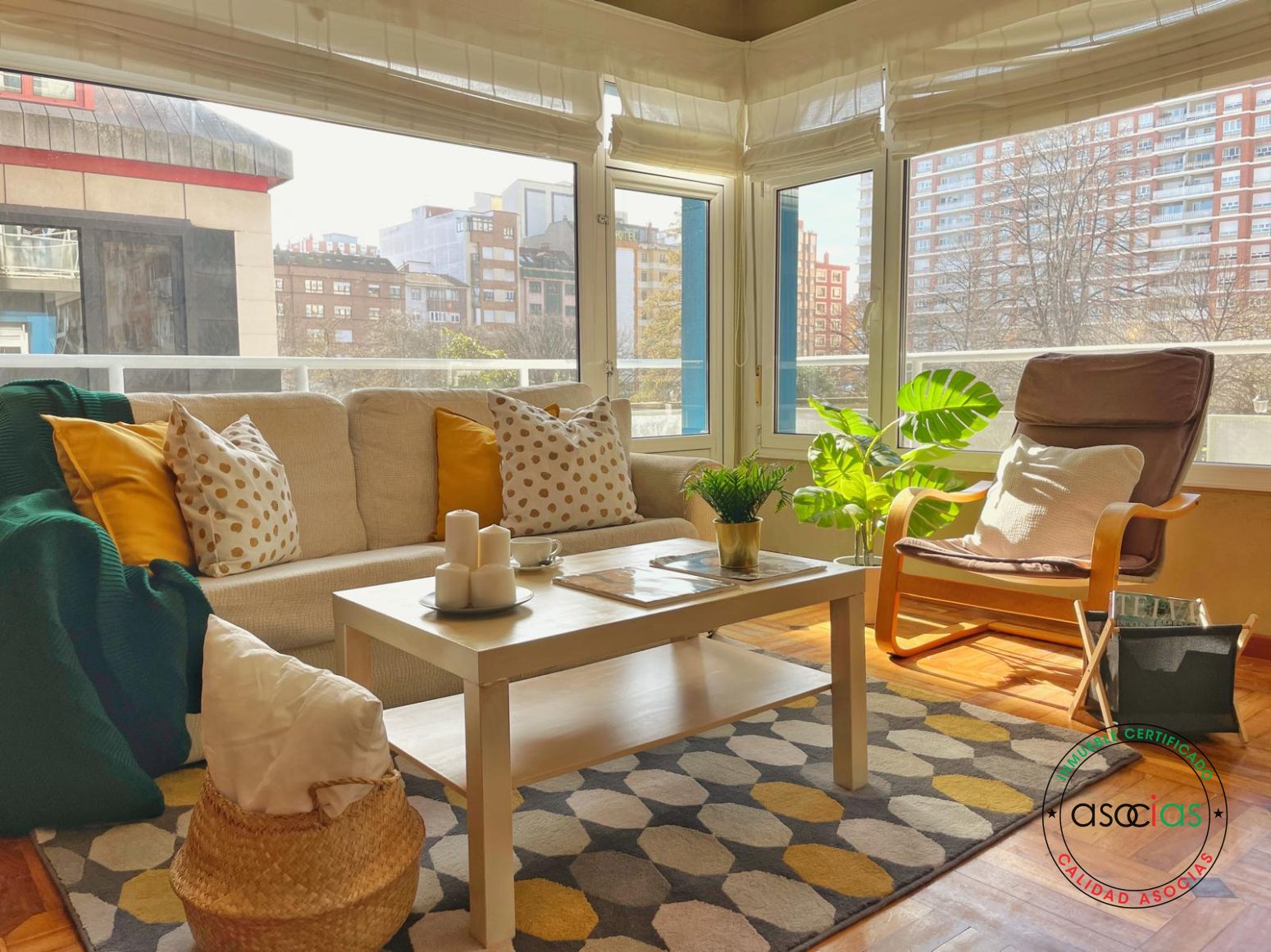 Living room of Flat for sale in Gijón   with Heating, Parquet flooring and Terrace