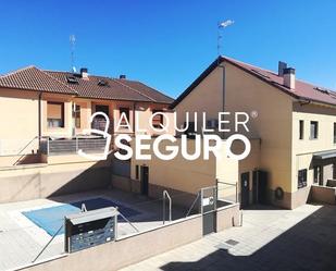 Exterior view of Flat to rent in Talamanca de Jarama  with Swimming Pool