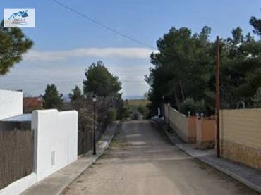 Casa amb piscina en venda a Calle ALARILLA (CALLE 02)