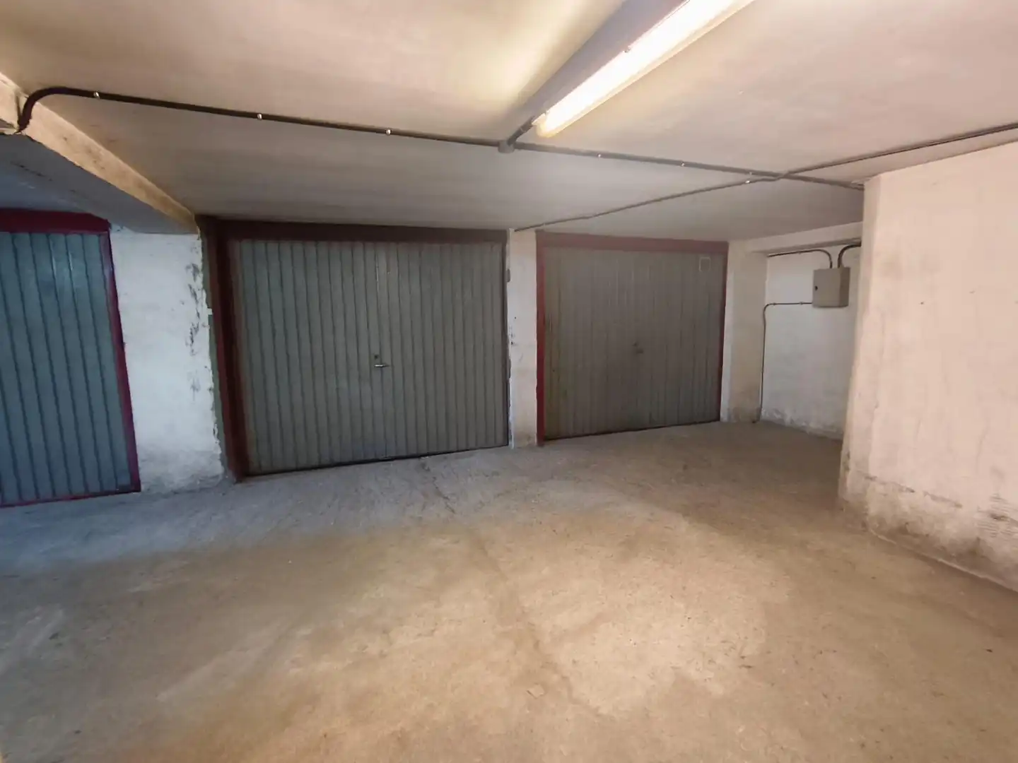 Parking de Piso de alquiler en Ponferrada con Calefacción, Trastero y Amueblado