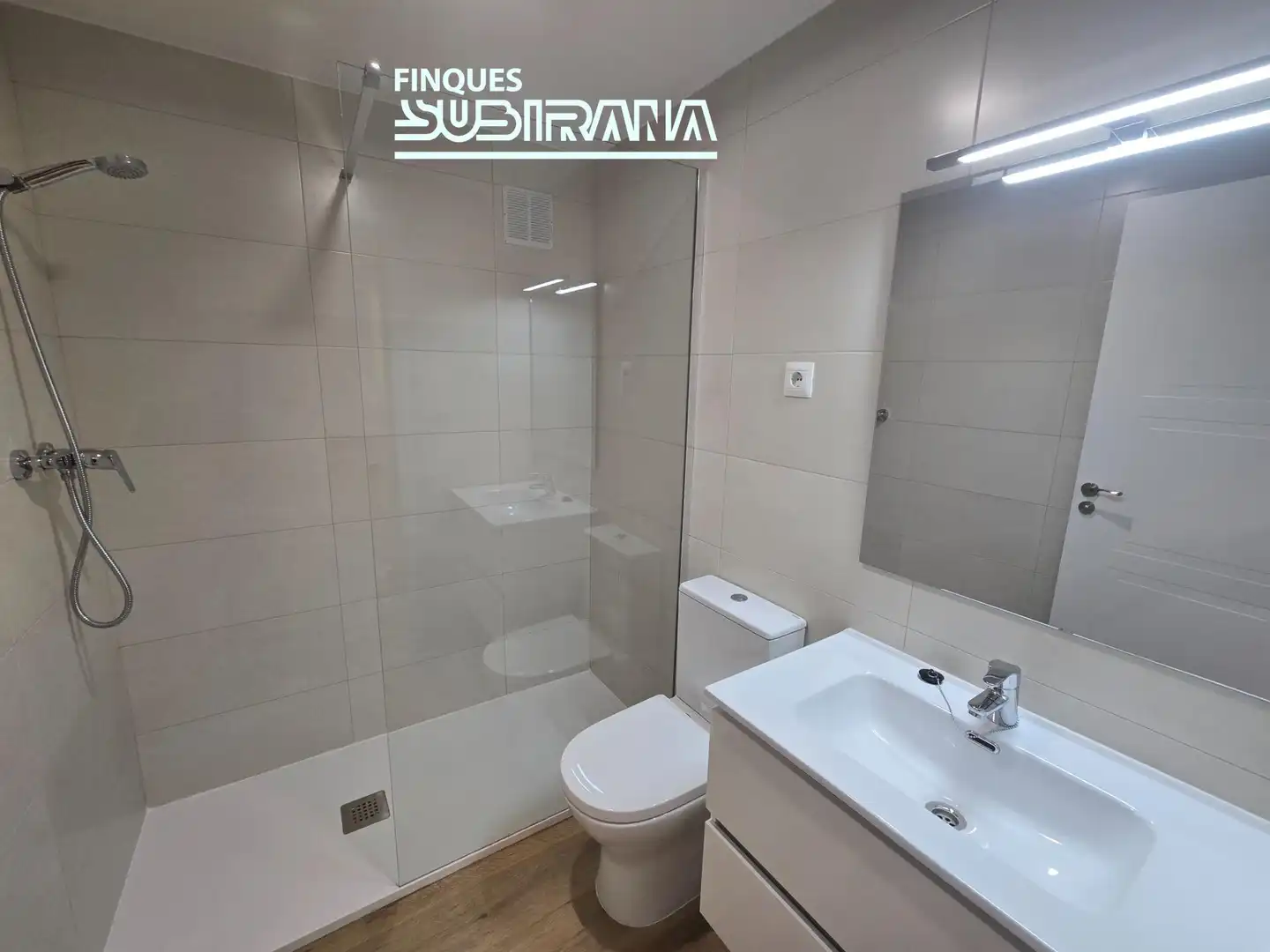 Bathroom of Flat for sale in Igualada  with Heating and Balcony