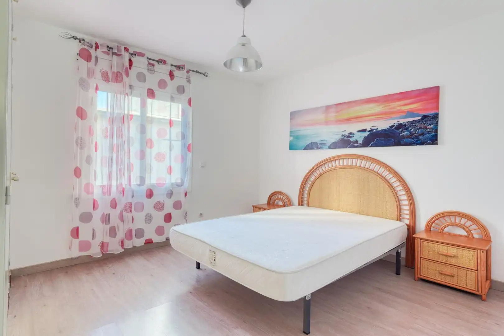 Habitación de Planta baja en venta en Roses con Aire acondicionado, Parquet y Terraza