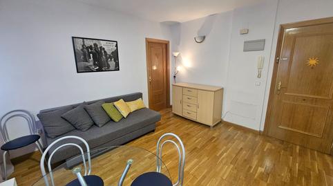 Foto 3 de Apartament de lloguer a Dolores Bejarano, Valdeacederas, Madrid