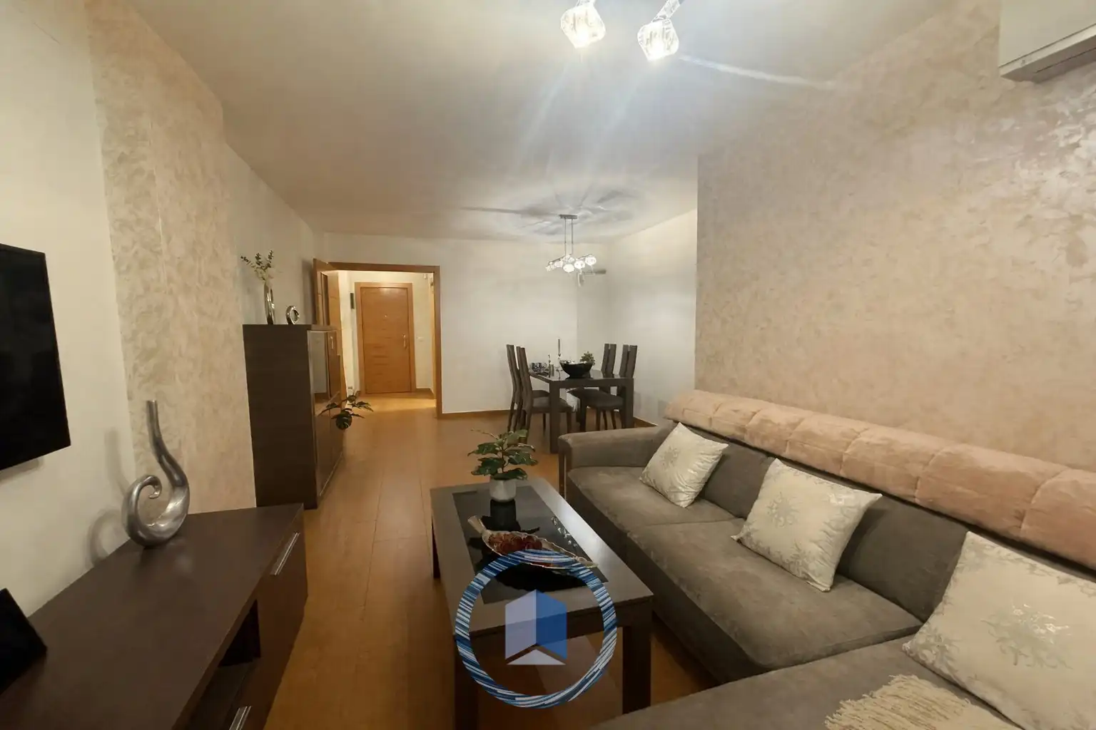 Wohnzimmer von Wohnung zum Verkauf in Montequinto mit Terrasse, Schwimmbad und Möbliert